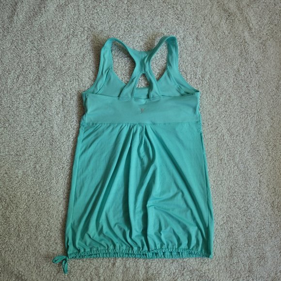 Old Navy Workout Tank Top - Picture 2 of 3